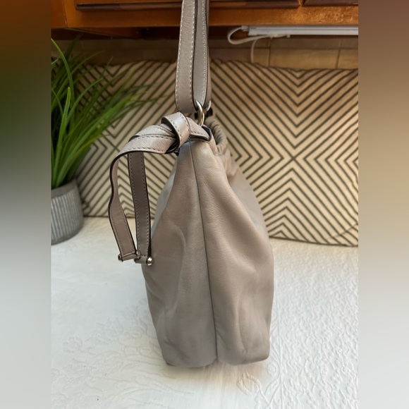 Michael Kors Gray Drawstring Crossbody/Shoulder Bag - Picture 3 of 13